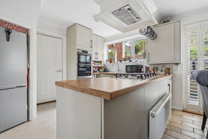 Photo 8- click for photo gallery